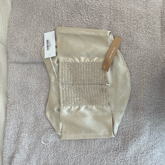 Reformation Maia Silk Top - Picture 6 of 6